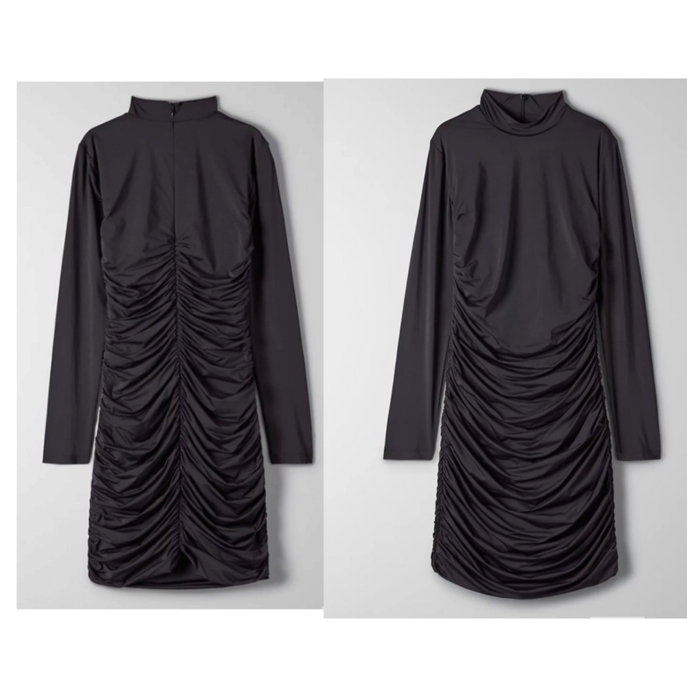 NWT Aritzia Babaton Ruched long-sleeve mini dress